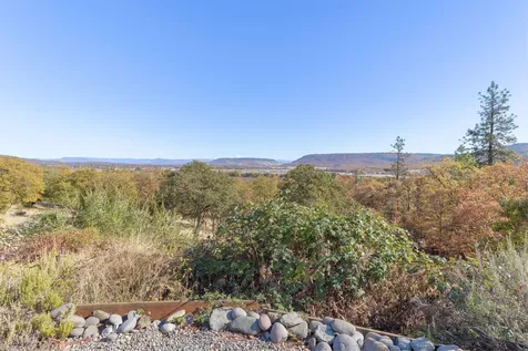 460 Sams Creek Road Gold Hill OR 97525