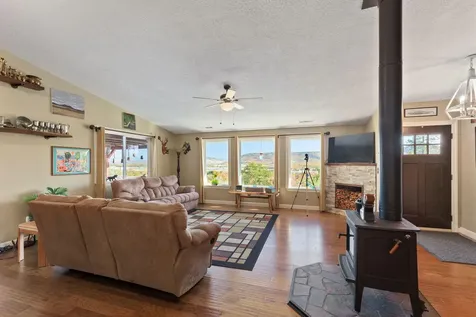 460 Sams Creek Road Gold Hill OR 97525