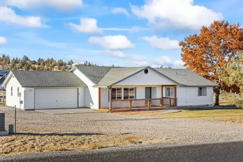 2230 SE Bitterbrush Drive Madras OR 97741