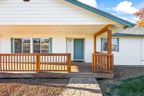 2230 SE Bitterbrush Drive Madras OR 97741