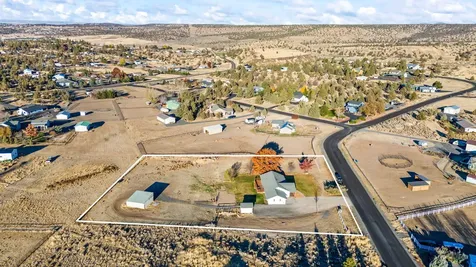 2230 SE Bitterbrush Drive Madras OR 97741