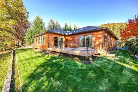 20413 Highway 62 Shady Cove OR 97539