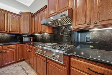 20413 Highway 62 Shady Cove OR 97539