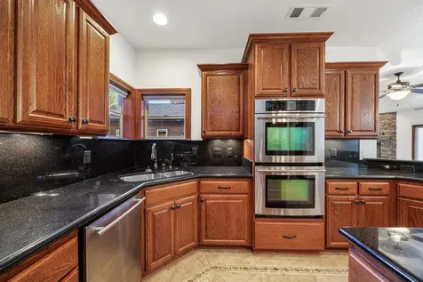 20413 Highway 62 Shady Cove OR 97539