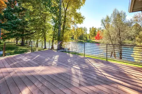20413 Highway 62 Shady Cove OR 97539