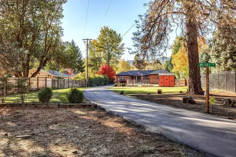 20413 Highway 62 Shady Cove OR 97539