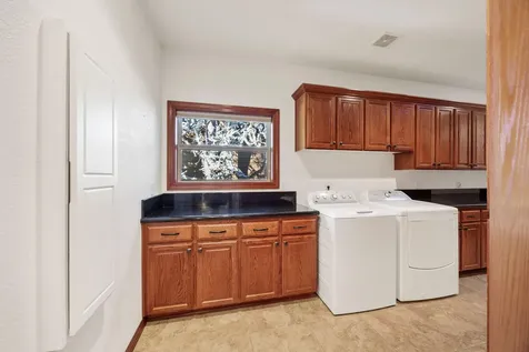 20413 Highway 62 Shady Cove OR 97539