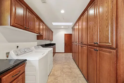 20413 Highway 62 Shady Cove OR 97539