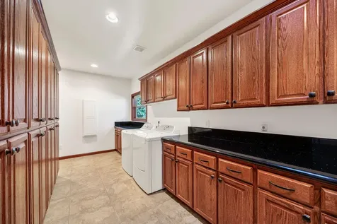 20413 Highway 62 Shady Cove OR 97539