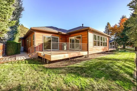 20413 Highway 62 Shady Cove OR 97539