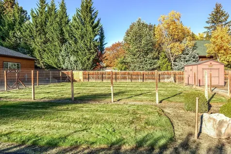20413 Highway 62 Shady Cove OR 97539
