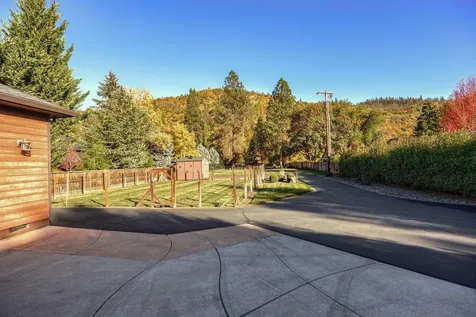20413 Highway 62 Shady Cove OR 97539