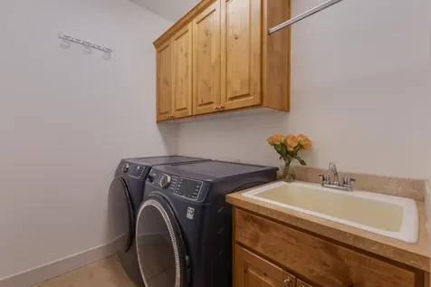 3062 NE Quiet Canyon Drive Bend OR 97701