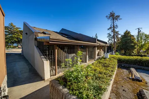 700 NW Dimmick Street Grants Pass OR 97526