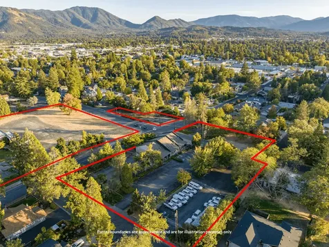 700 NW Dimmick Street Grants Pass OR 97526