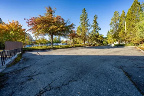 700 NW Dimmick Street Grants Pass OR 97526