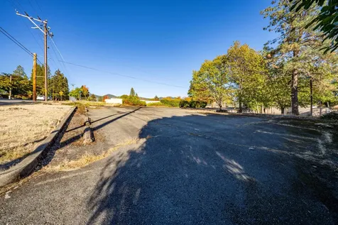 700 NW Dimmick Street Grants Pass OR 97526