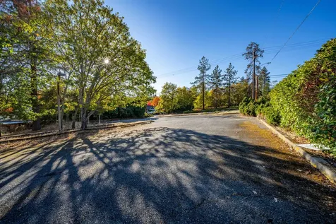 700 NW Dimmick Street Grants Pass OR 97526