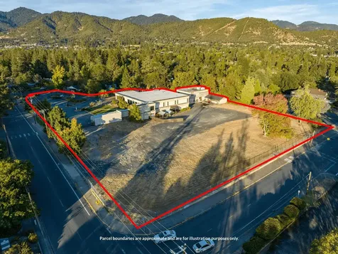 715 NW Dimmick Street Grants Pass OR 97526