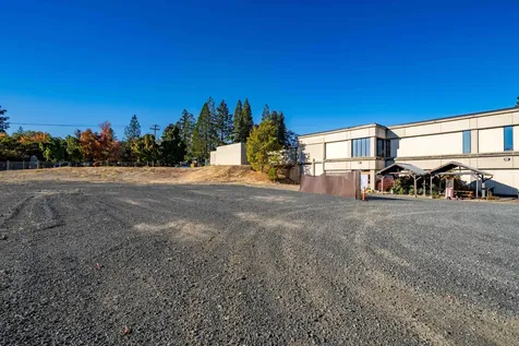 715 NW Dimmick Street Grants Pass OR 97526