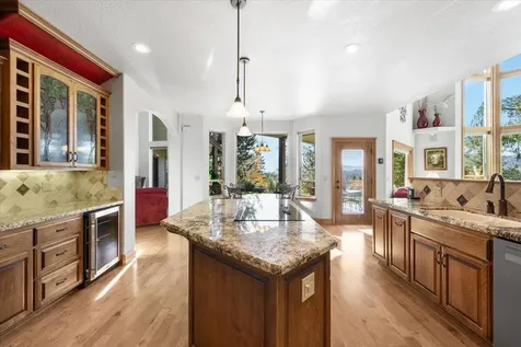 596 Bellewood Drive Grants Pass OR 97527