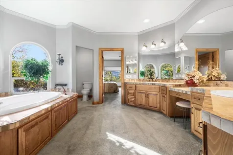 596 Bellewood Drive Grants Pass OR 97527
