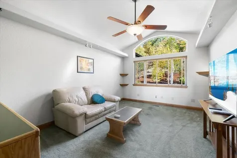 596 Bellewood Drive Grants Pass OR 97527