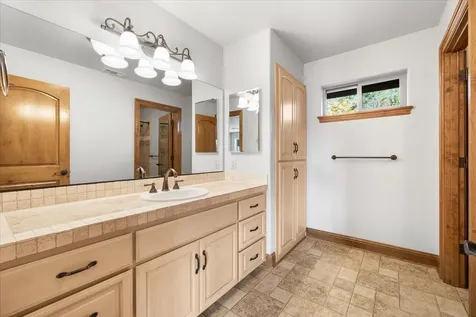596 Bellewood Drive Grants Pass OR 97527