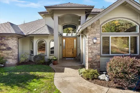 596 Bellewood Drive Grants Pass OR 97527