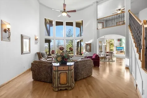 596 Bellewood Drive Grants Pass OR 97527