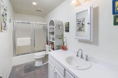 20422 Bullblock Road Bend OR 97702