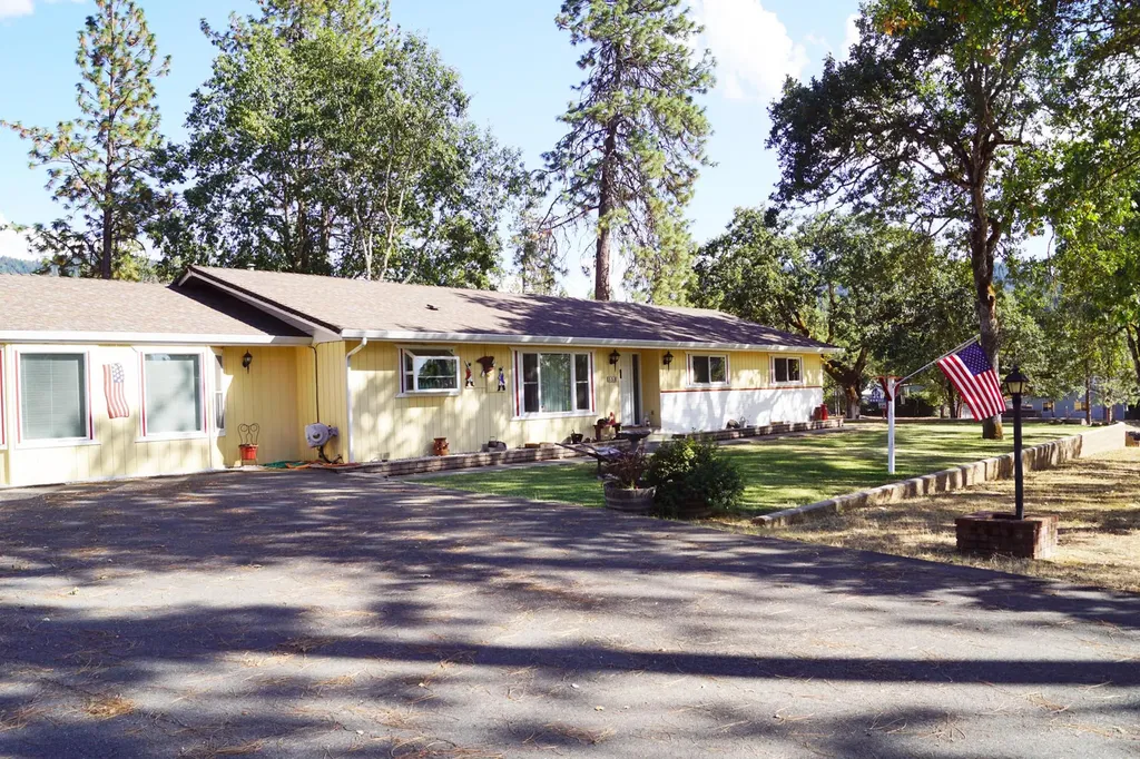 553 Soldier Creek Road Grants Pass OR 97526