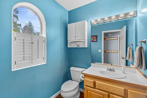 1360 NE Evans Street Grants Pass OR 97526