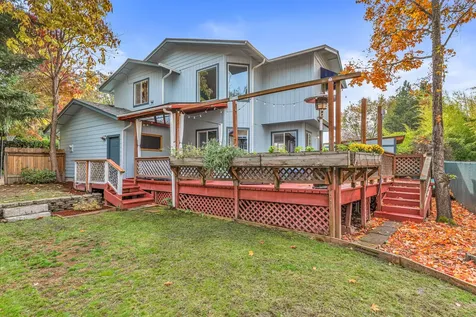 1360 NE Evans Street Grants Pass OR 97526