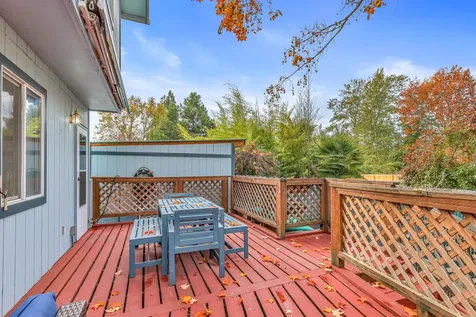 1360 NE Evans Street Grants Pass OR 97526