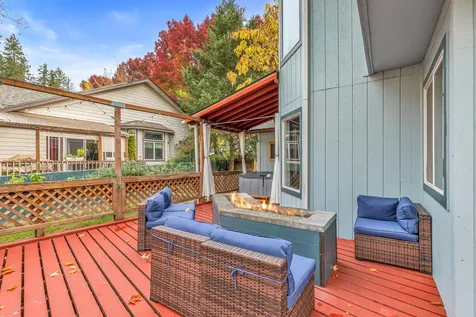 1360 NE Evans Street Grants Pass OR 97526
