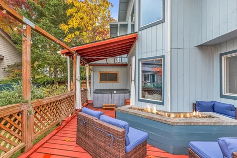 1360 NE Evans Street Grants Pass OR 97526