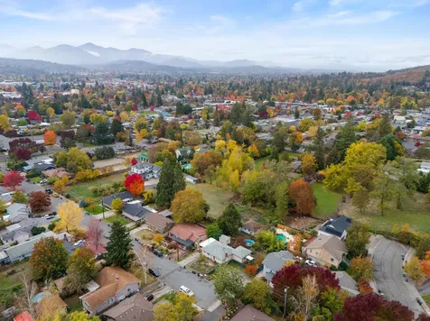 1360 NE Evans Street Grants Pass OR 97526
