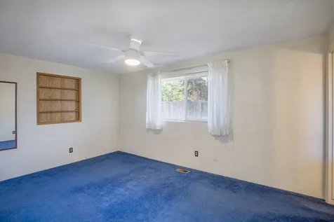 509 Barry. Circle Medford OR 97501