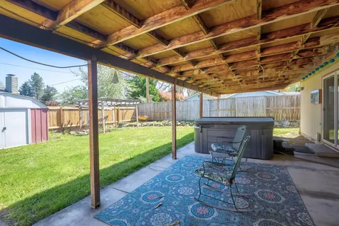 509 Barry. Circle Medford OR 97501