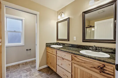 2687 Dahlia Way Grants Pass OR 97527
