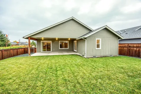 2687 Dahlia Way Grants Pass OR 97527