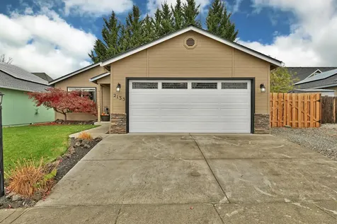 2133 Walnut Grove Lane Central Point OR 97502