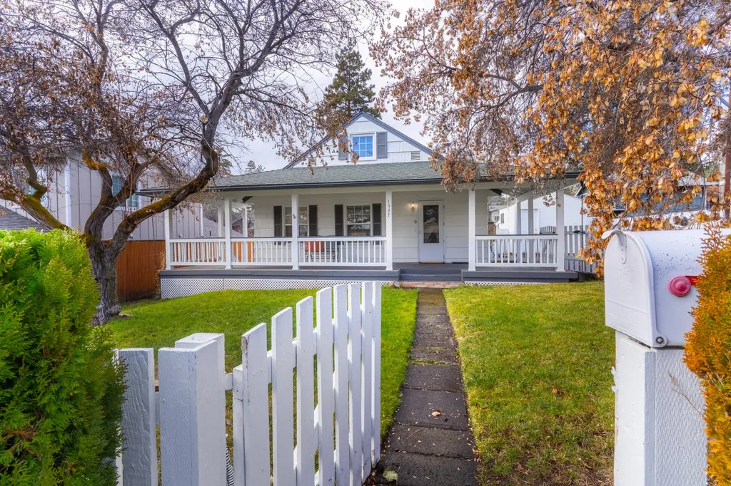 1527 NW 10th Street Bend OR 97703