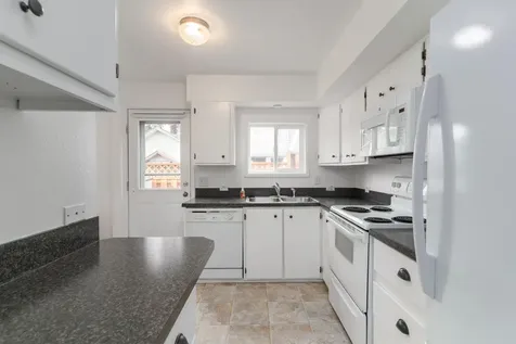 1527 NW 10th Street Bend OR 97703