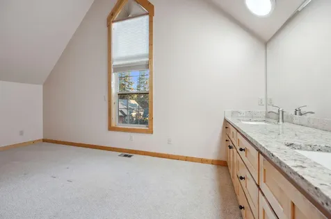 4645 Marsh Hawk Drive Klamath Falls OR 97601