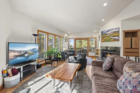 724 Terrace Street Ashland OR 97520