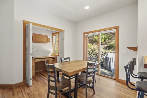 724 Terrace Street Ashland OR 97520