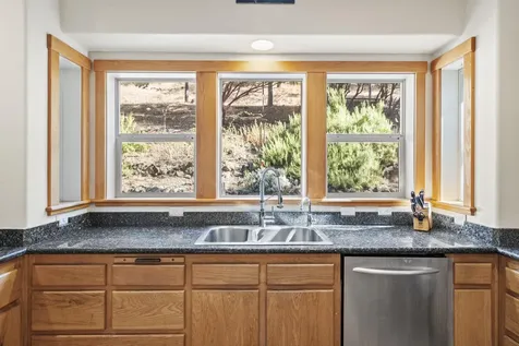 724 Terrace Street Ashland OR 97520