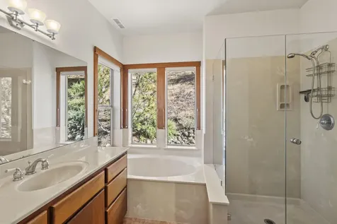 724 Terrace Street Ashland OR 97520